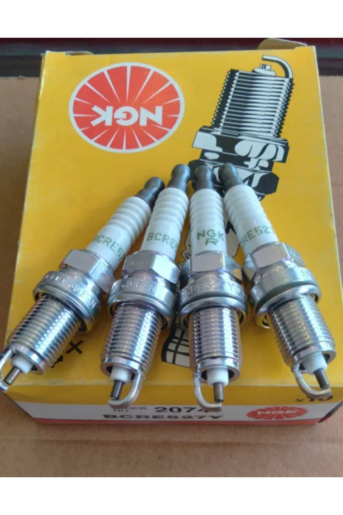 4 ADET TOYOTA COROLLA AE92 ATEŞLEME BUJİSİ UZUN PASO (NGK-BCRE527Y)