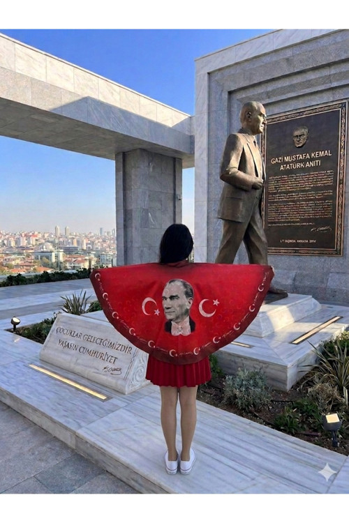 Tarzını Seç Çift Taraflı Atatürk Portre Türk Bayraklı Pelerin Gösteri Kostümü 145X73Cm