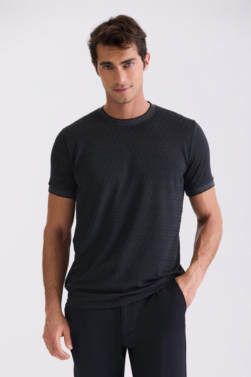 Siyah Slim Fit Bisiklet Yaka T-Shirt