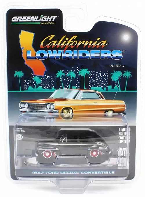Greenlight 1/64 California Lowriders Series 5 - 1947 Ford Deluxe Convertible – Black and Red Solid P