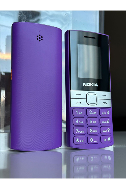 Tuşlu cep telefonu asker yaşlı