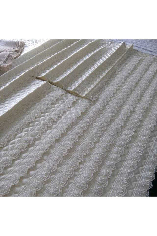 Dolap Içi Kapitone Güpürlü Raf Örtüsü En 35cm Boy 450cm Beyaz