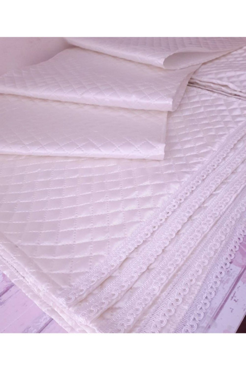 Dolap Içi Kapitone Güpürlü Raf Örtüsü En 50cm Boy 150cm Beyaz