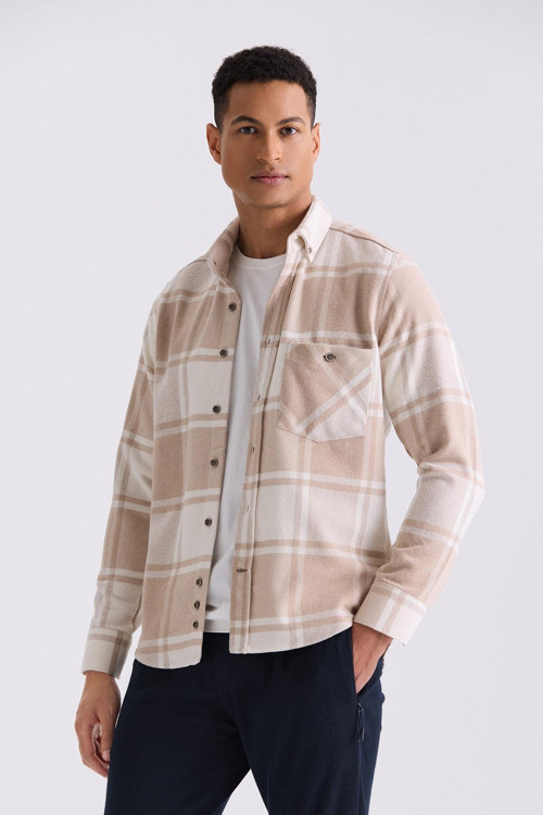 Bej Slim Fit Yaka Düğmeli Ekoseli Gömlek