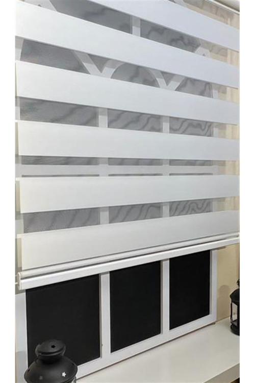 Zebra Stor Perde Beyaz STB 400V01-D