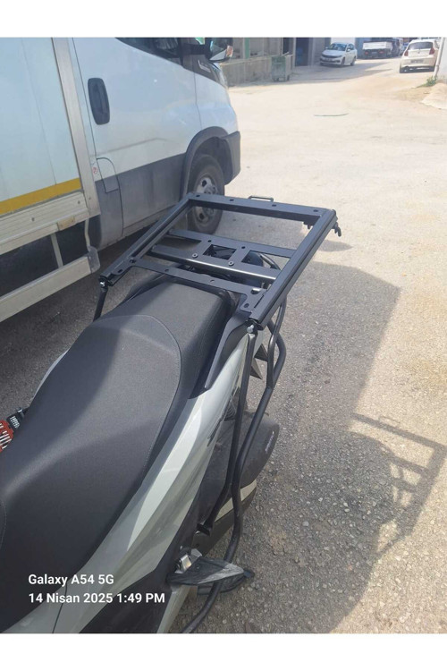 HONDA PCX KIZAKLİ KURYE PAKET ÇANTA DEMİRİ SES YAPMAZ DESTEKLİ