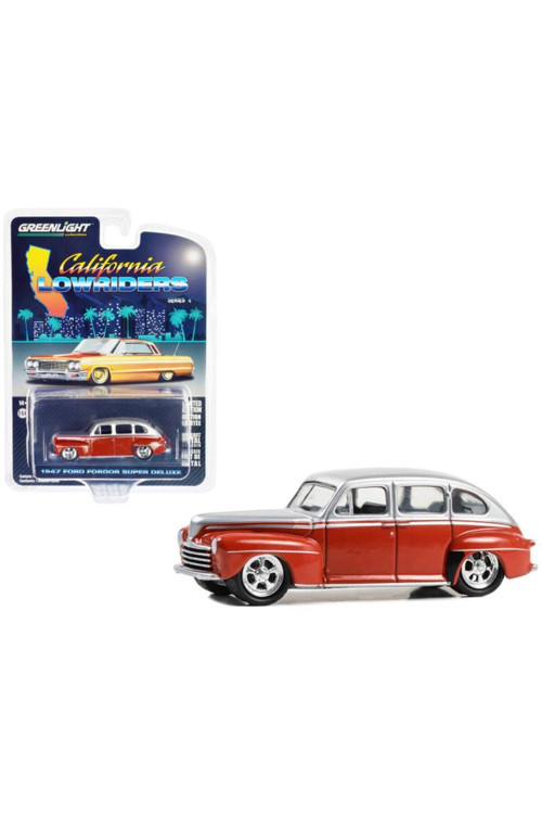 1947 Ford Fordor Super Deluxe 1/64 Model Araba