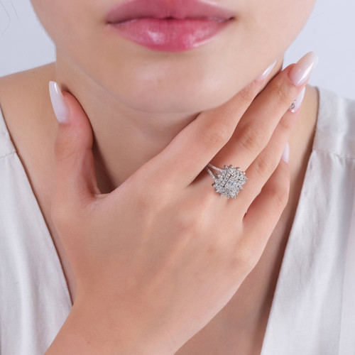 0.94 Karat Baget Pırlanta Yüzük, Doğal Pırlanta, Sertifikalı Mücevher, Rose Altın