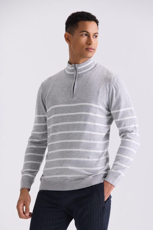 Gri Slim Fit Yarım Balıkçı Triko Kazak
