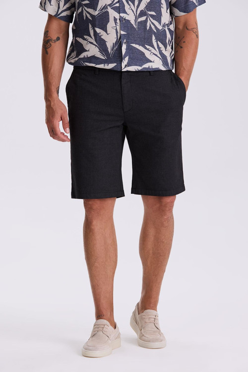 Siyah Comfort Fit Keten Dokulu Rahat Kesim Pamuklu Şort