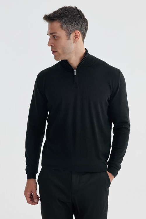 Siyah Slim Fit Fermuarlı Dik Yaka Triko Kazak