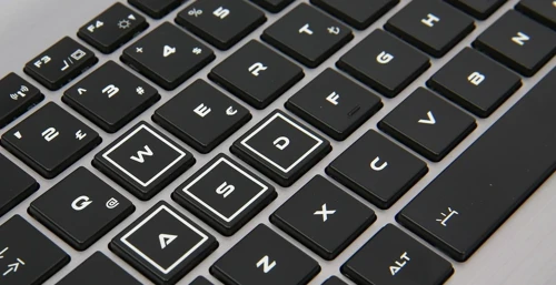 Quanta NL8 Klavye Işıklı