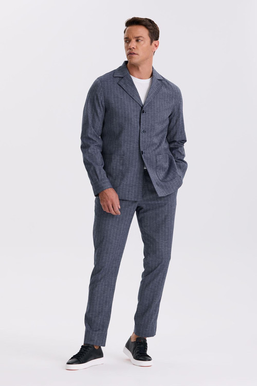 Lacivert Slim Fit Apaş Yaka Keten Karışımlı Çift Yırtmaçlı Çizgili Takım Elbise