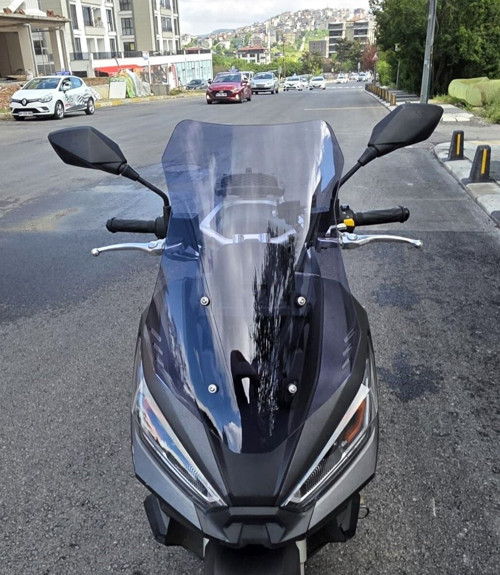 Kanuni Seha 150 Ön Cam 2022-2026 Model 55Cm Füme Renkli 4Mm Kisa