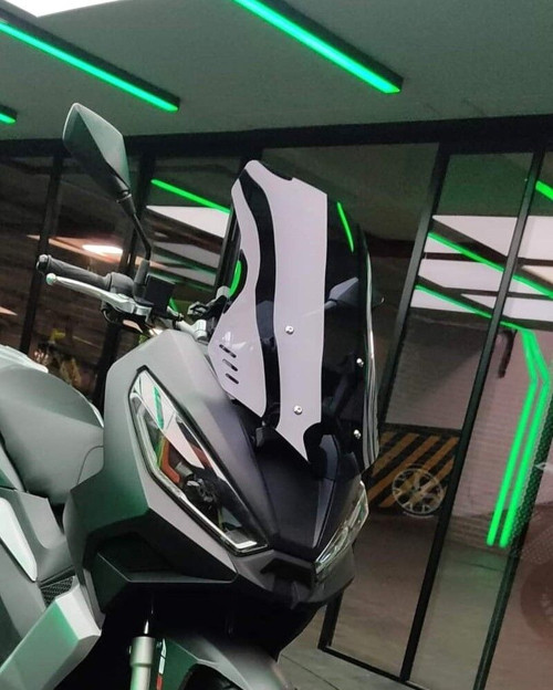 Kanuni Seha 150 Ön Cam 2022-2026 Model 55Cm Siyah Renkli 4Mm Kisa