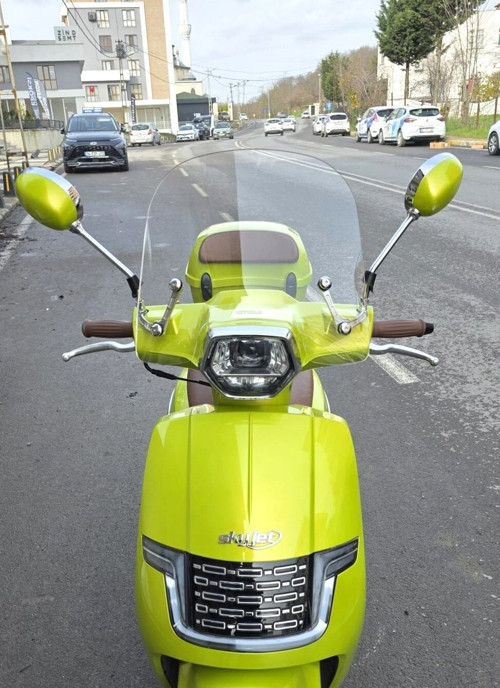 Küba Ravida 125 Ön Cam 2024-2026 Model 38cm Şeffaf Renkli 4mm APARATSIZ