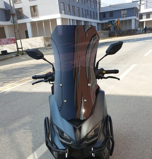 Küba Novax 200 Ön Cam 2023-2026 Model 65cm Siyah Renkli 4mm UZUN