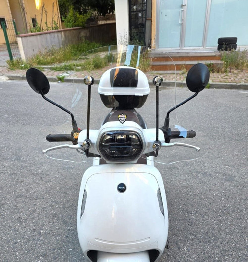 RKS VPS 125 Ön Cam 2022-2026 Model 42cm Şeffaf Renkli 4mm Elcikli APARATSIZ