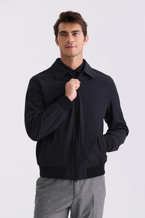 Siyah Comfort Fit Bebe Yaka Mevsimlik Mont