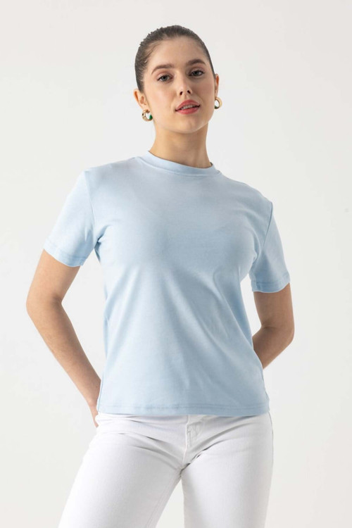 Basic T-Shirt