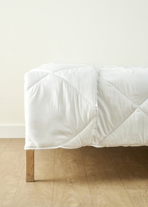 %100 Microfiber Bella Tek Kişilik Yorgan Beyaz (155X215 Cm)