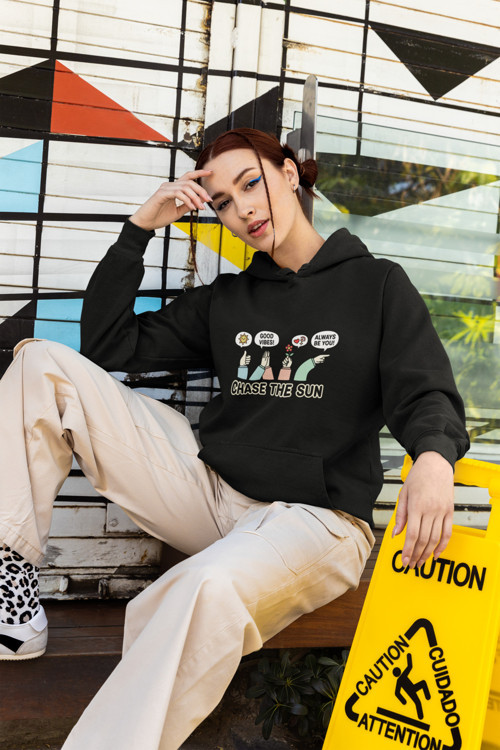 Unisex "Chase The Sun" Pozitif Mesajlı Kapüşonlu Sweatshirt | Good Vibes Baskılı Hoodi