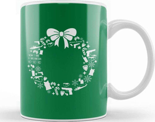 Die Hard Christmas Wreath Pattern Kupa Bardak Porselen