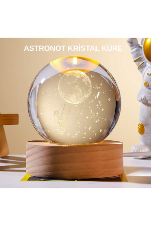 Ahşap Tabanlı 3D Astronot Küre Lamba Çocuk Odası ve Masa Üstü Dekor