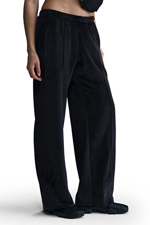 Sportswear Clothing Track Chill Knit Pants.Düz Paça Kadife Kadın Eşofman Altı Siyah