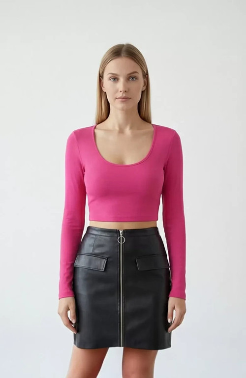 Kadın Fuşya Uzun Kol Kare Yaka Crop Top Bluz – Şık, Rahat Ve Kolay Kombinlenebilir