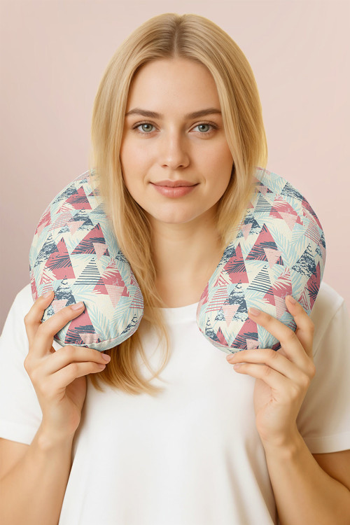 Geometrik Desenli Ergonomik Boyun Yastığı - Pastel Renkli Modern Yetişkin Seyahat Yastığı