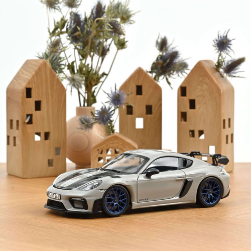 187253 1/18 Porsche Cayman GT4 RS w/Weissach Pack 2023 Chalk