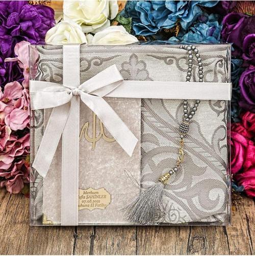 Hediyelik Seccade, Kadife Yasin (İsme Özel), Inci Tesbih, Asetat Kutulu (26 x 23) Islami Hediye Seti-G