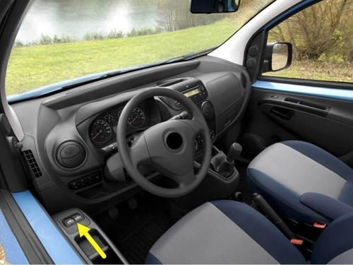 Citroen Nemo 2008-2017 Sol Ön Cam Düğmesi Çiftli Çerçeveli 735518654