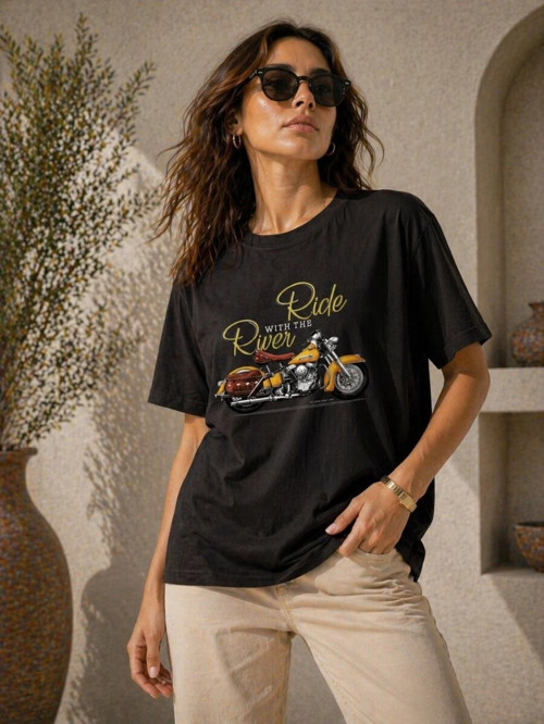 Kadın Siyah Motosiklet Baskılı Tişört - Bisiklet Yaka Minimalist Tasarım Yazlık Kısa Kollu T-Shirt