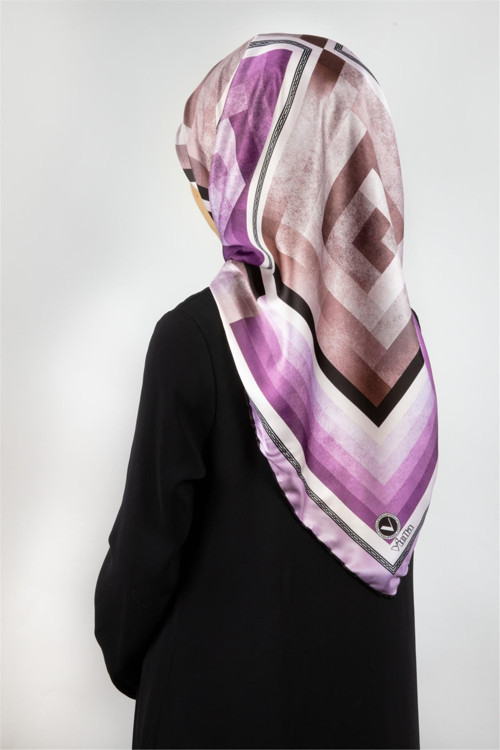 Twill Dokulu Kare Desenli Lila Renkli 90x90 Eşarp (İpek İçermez) Kenar Dikiş Şekli El Dikişli