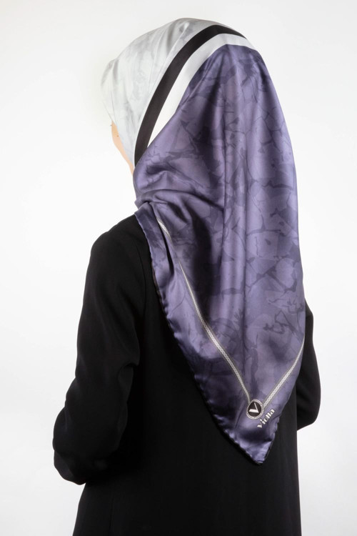 Twill Mermer Desenli İndigo Renkli 90x90 Eşarp (İpek İçermez) Kenar Dikiş Şekli El Dikişli