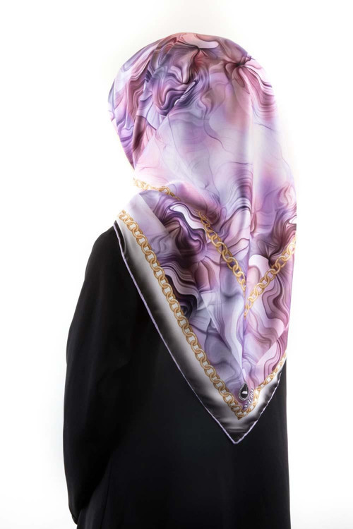 Twill Zincirli Dalga Desenli Mor Renkli 90x90 Eşarp (İpek İçermez) Dikim Şekli : El Dikişi