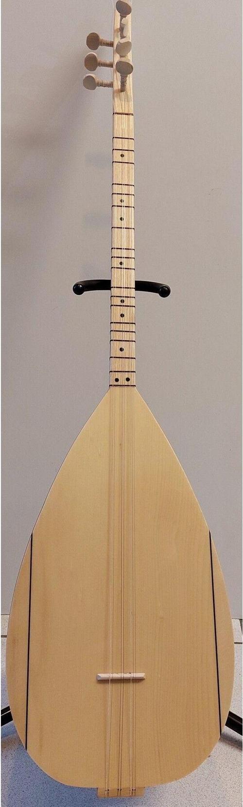 Kısa Sap Jak Girişli Dut Bağlama