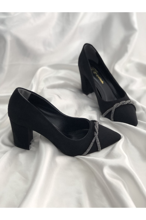 Crina Siyah Süet Topuklu Taşlı Stiletto