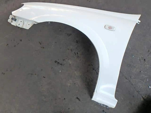 Nissan Almera Ön Çamurluk Sol 2000-2002 (Oem No: 631014M730)