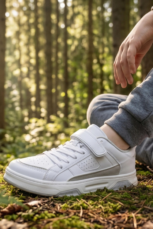 Urban Ranger: Şehir-Okul Kaşifi Cırtlı Beyaz Unısex Sneaker