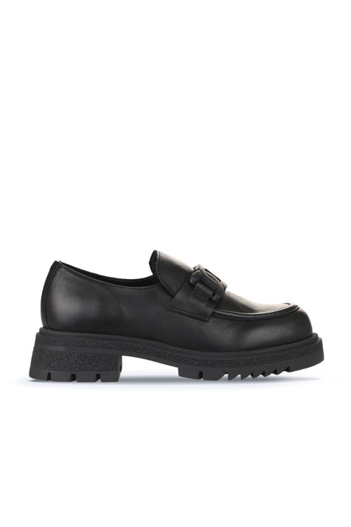 Siyah Deri Kadın Loafer