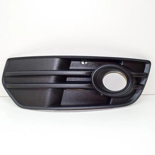 Audi Q5 Ön Sis Lamba Kapağı Delikli Sol 2009- (Oem No: 8R0807681A01C)