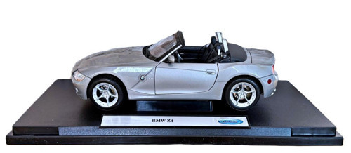 1:18 Welly BMW Z4 Model Araba