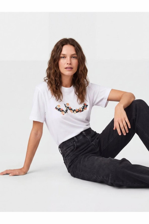 Dıfıka Kadın T-shirt