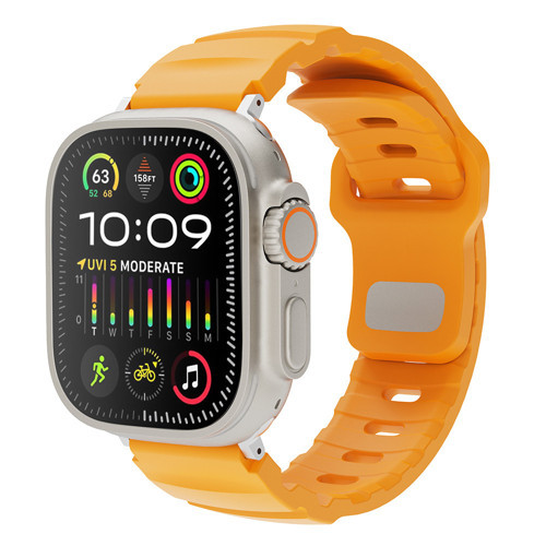 Apple Watch 10 46mm Uyumlu Kordon Delikli Soft Silikon Outdoor Spor Tasarım