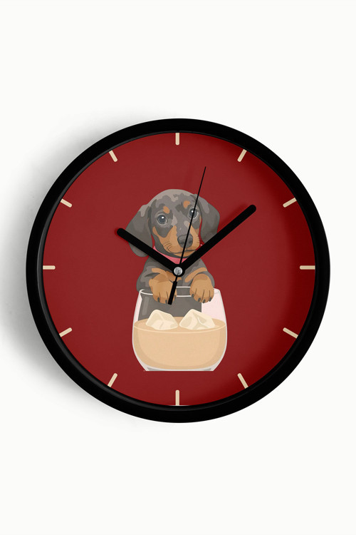 Kahve Seven Sevimli Köpek Modern Duvar Saati - 30Cm - Önü Camlı Siyah Kasa - Sessiz Mekanizma