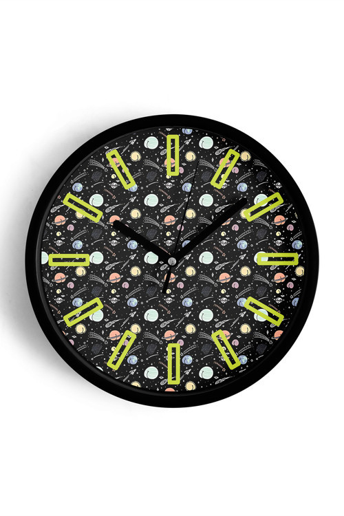 Uzay - Astronot - Astronomi Temalı Modern Duvar Saati - 30Cm - Önü Camlı Siyah Kasa