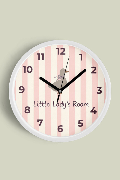 Modern Yazılı Kaz / Ördek Tasarım - '' Little Lady'S Room '' Çocuk Odası Duvar Saati - 25Cm - Önü Ca